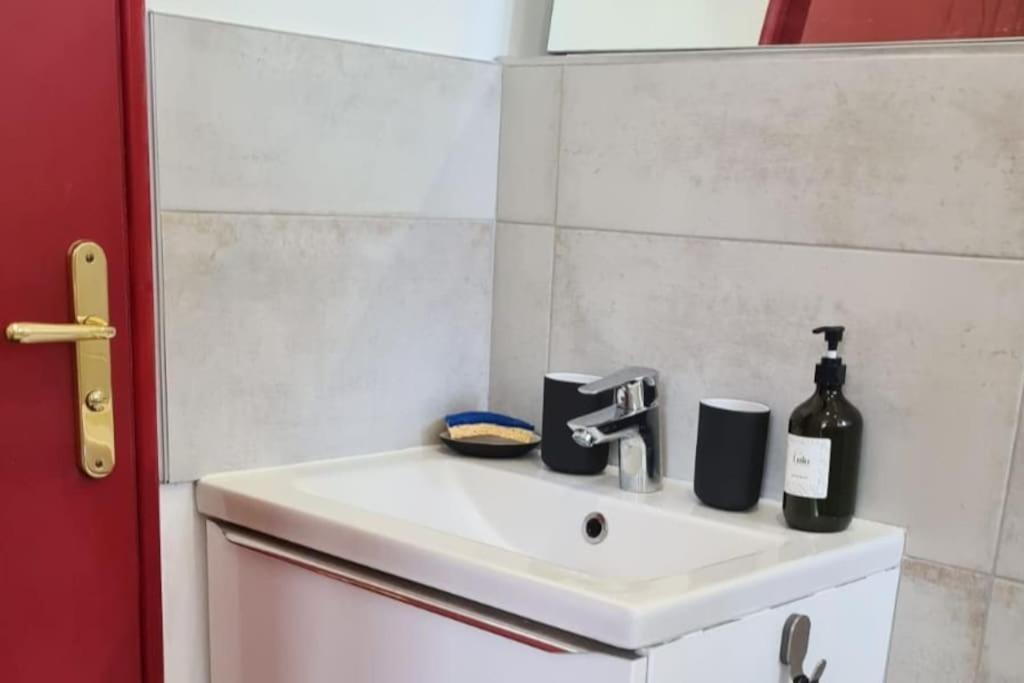 Le Zen - Appartement Avec Terrasse Vertou Bagian luar foto